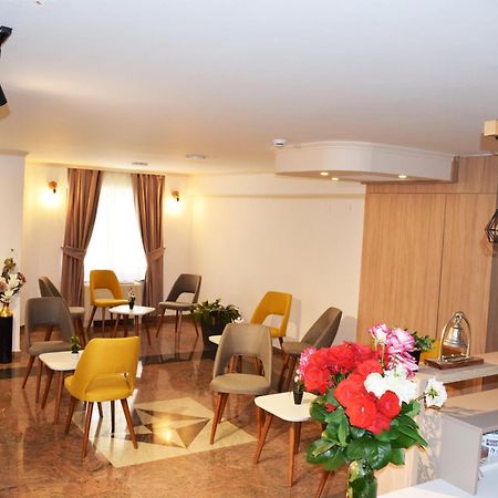 Villa Nika Pestani Kültér fotó