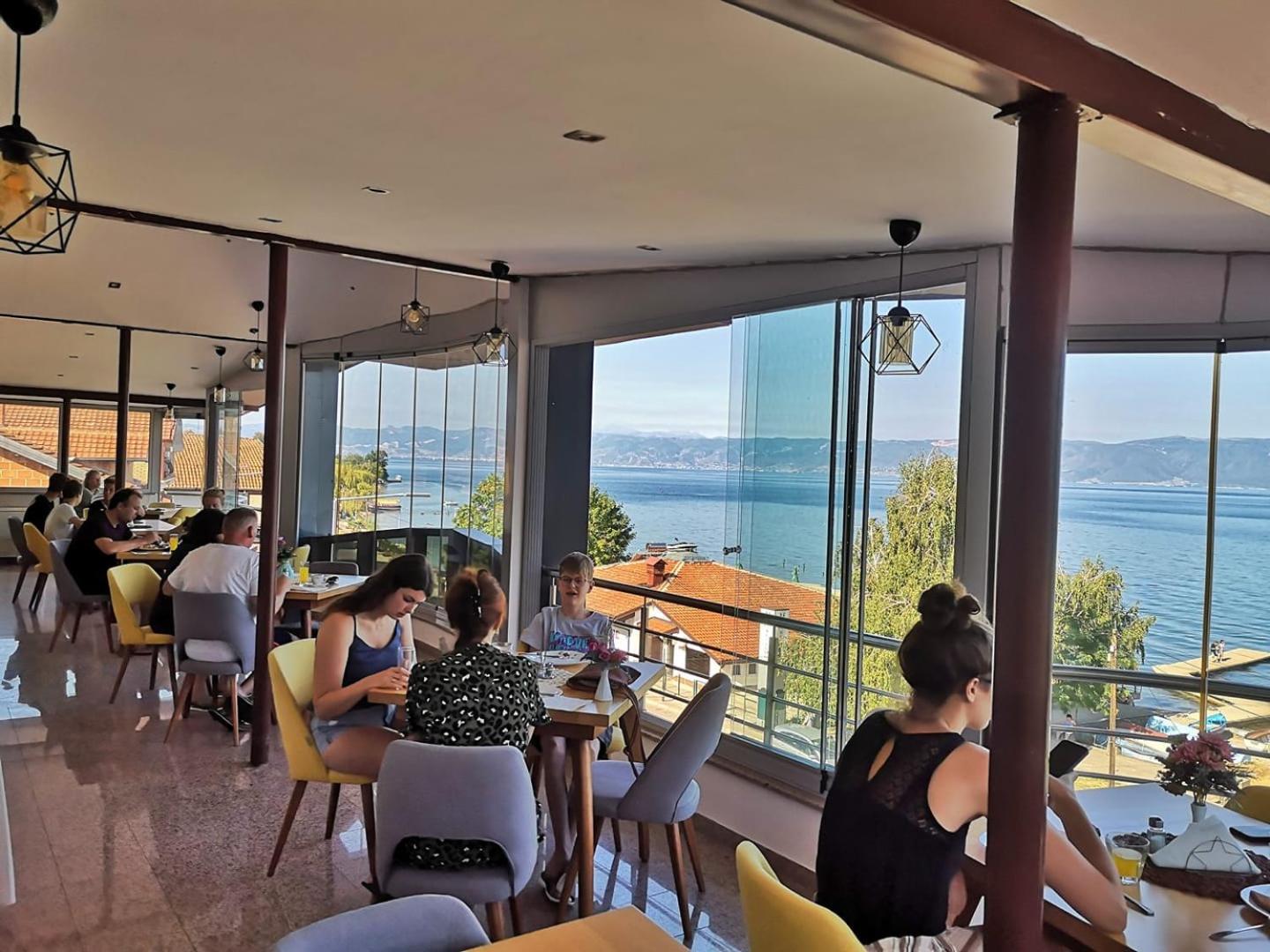 Villa Nika Pestani Kültér fotó